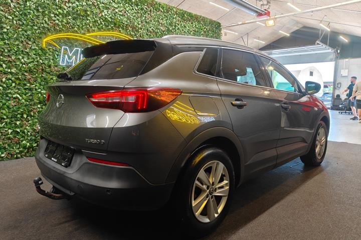 undefined Opel Grandland X fra 2020