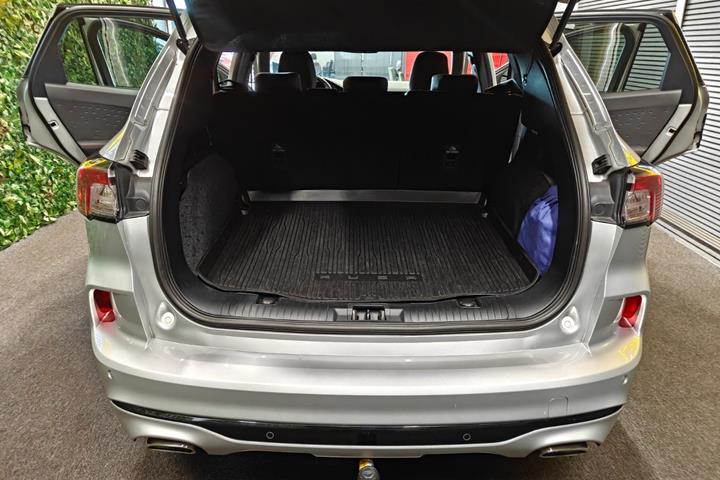 undefined Ford Kuga fra 2020