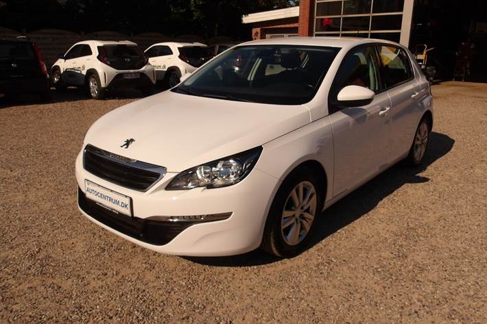 Hvid Peugeot 308 fra 2016