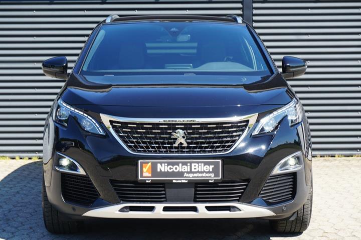 Sort Peugeot 3008 fra 2020