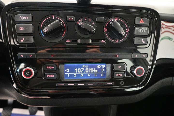 Grå VW UP! fra 2015