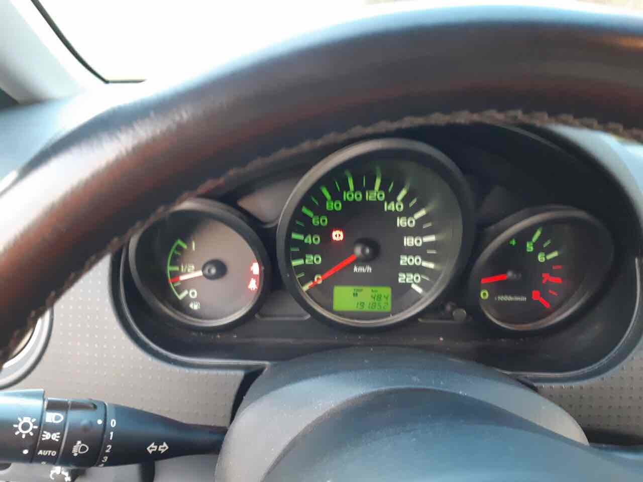 Grå Mitsubishi Colt fra 2007