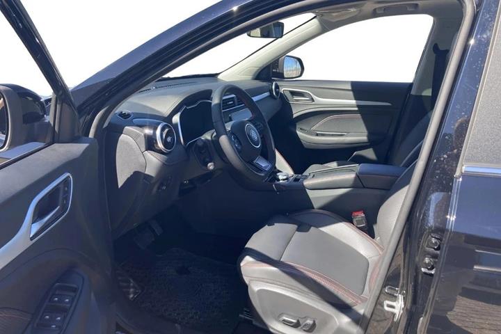 undefined MG ZS fra 2025