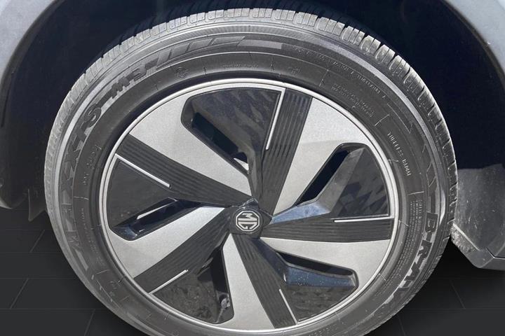 undefined MG ZS fra 2025