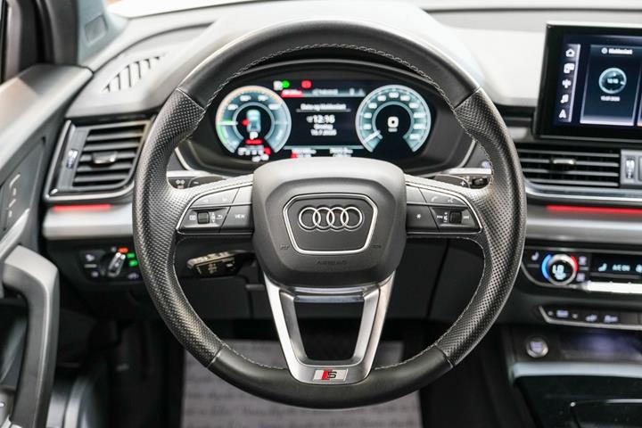 Hvid Audi Q5 fra 2022