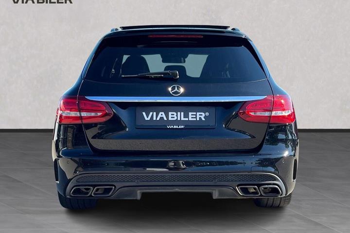 Sort Mercedes C63 AMG S fra 2017