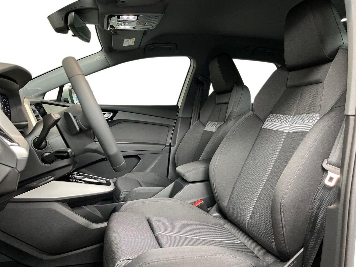 Hvid Audi Q4 fra 2026