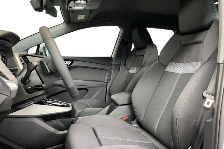 Hvid Audi Q4 fra 2026