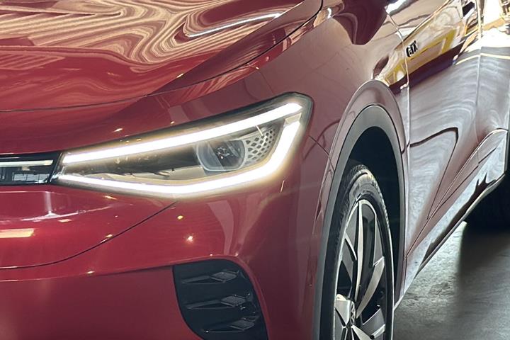 Rød VW ID.4 fra 2023