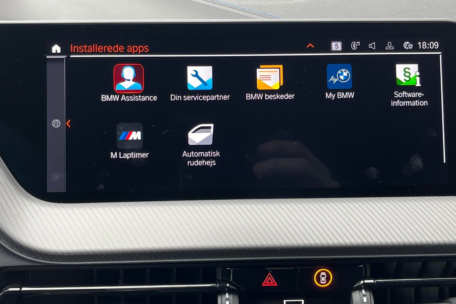 Sort BMW 118i fra 2022