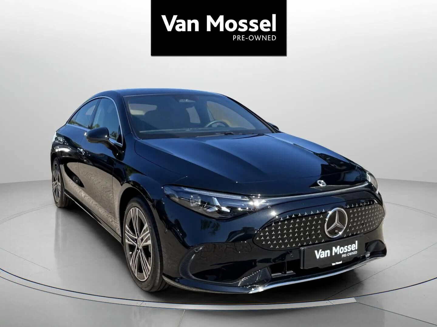 Sort Mercedes CLA250+ fra 2025