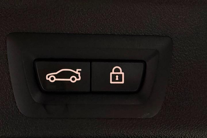 Sort BMW X5 fra 2022