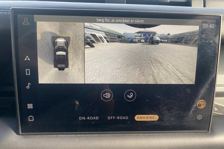 Sort Land Rover Defender 90 fra 2025