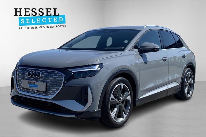 Grå Audi Q4 e-tron fra 2025 set udefra