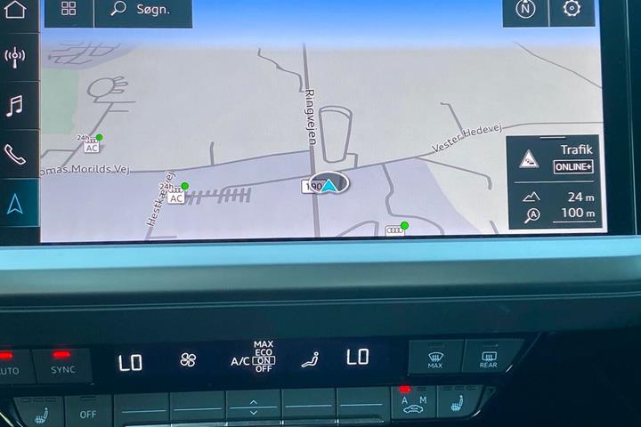 Grå Audi Q4 e-tron fra 2025