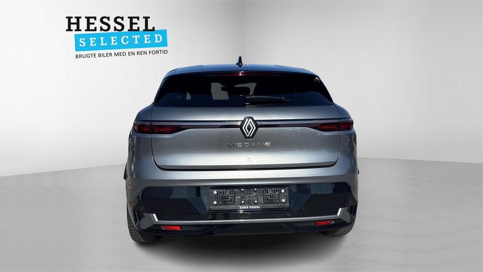 Grå Renault Megane E-Tech fra 2023