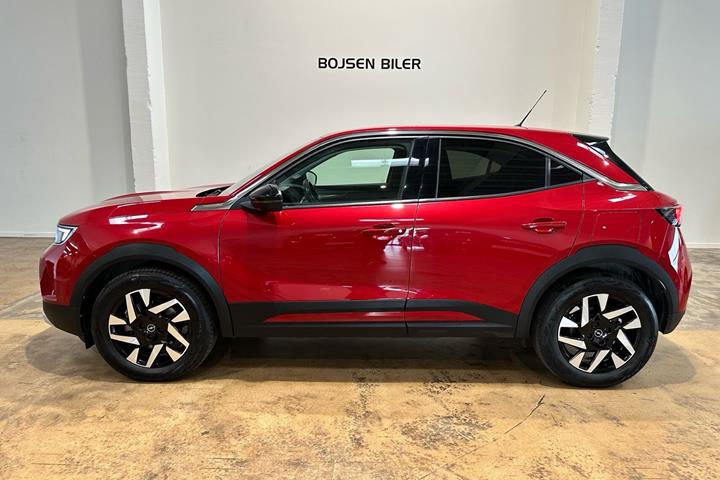 Rød Opel Mokka-e fra 2024