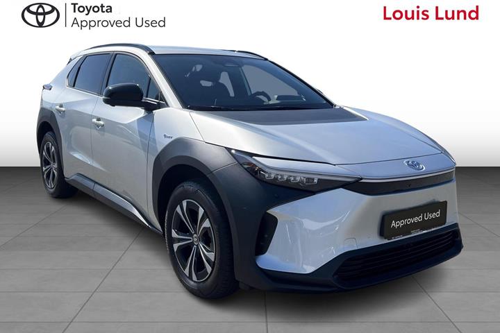 Sølv Toyota BZ4X fra 2024