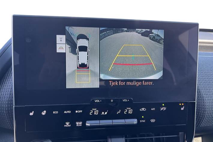 Sølv Toyota BZ4X fra 2024