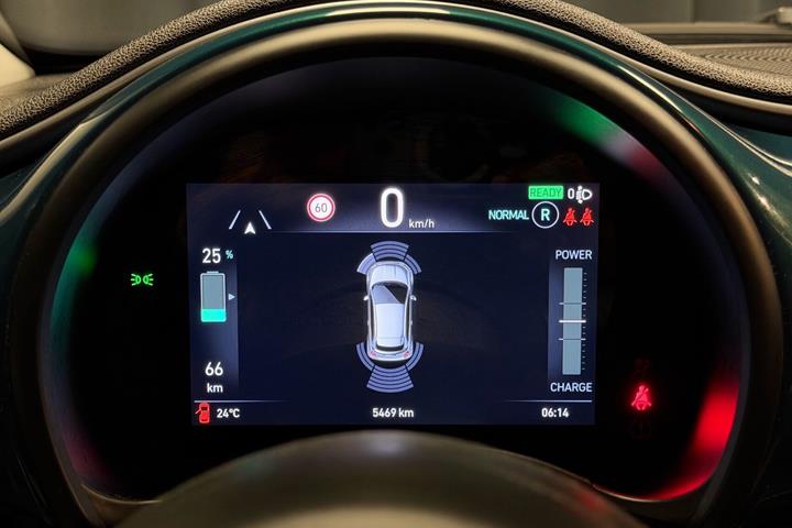 Blå Fiat 500e fra 2023