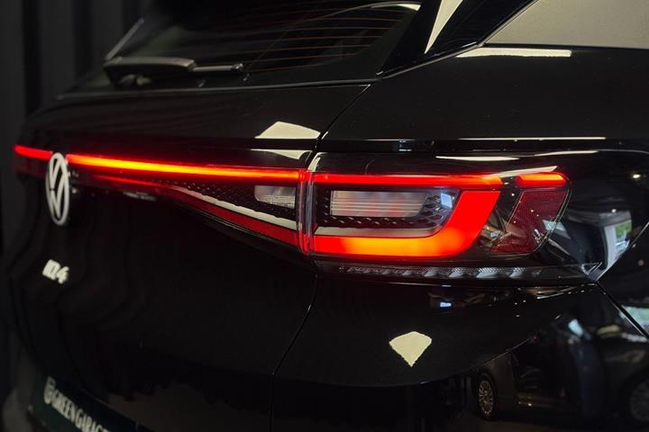 Sort VW ID.4 fra 2023