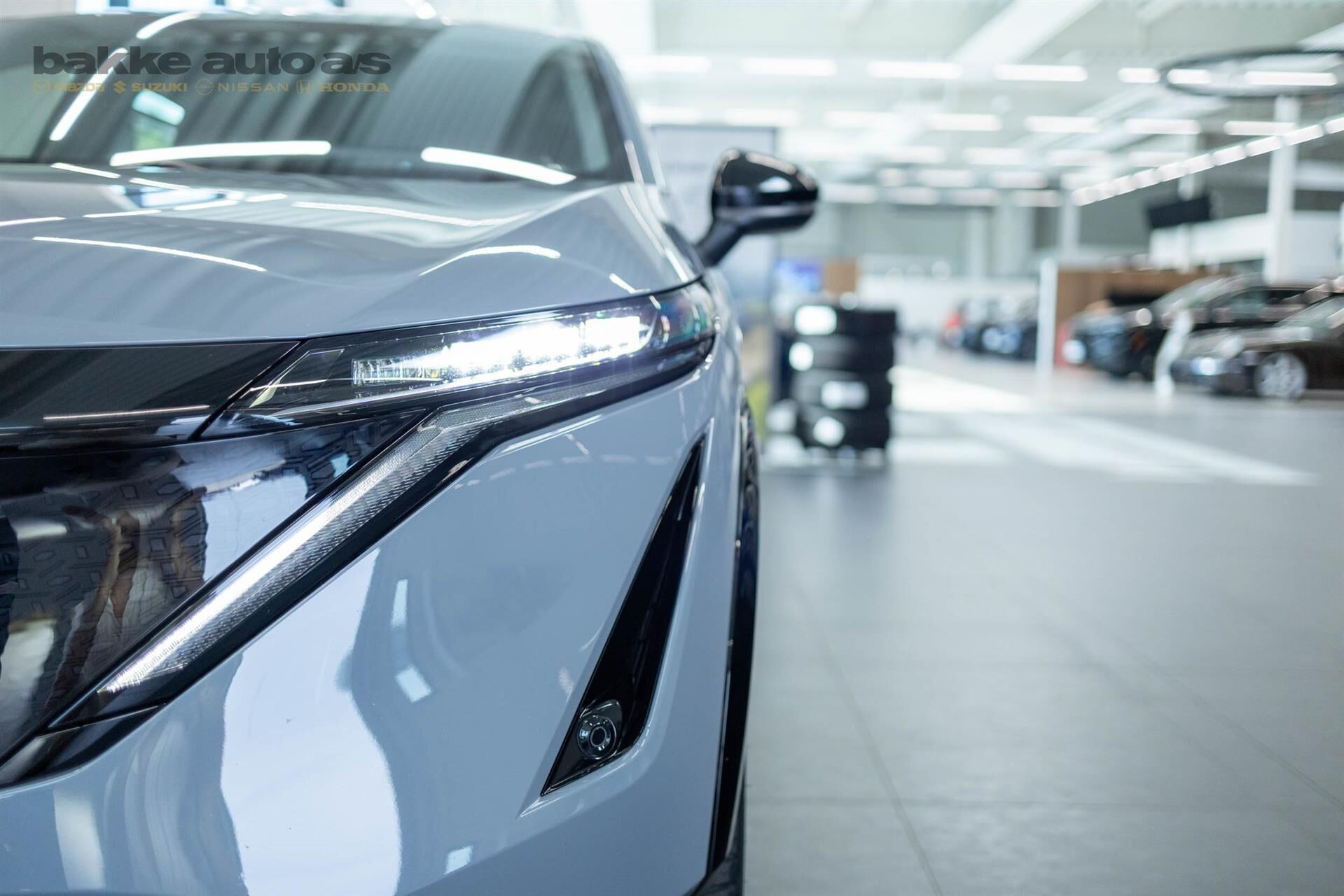 Grå Nissan Ariya fra 2024