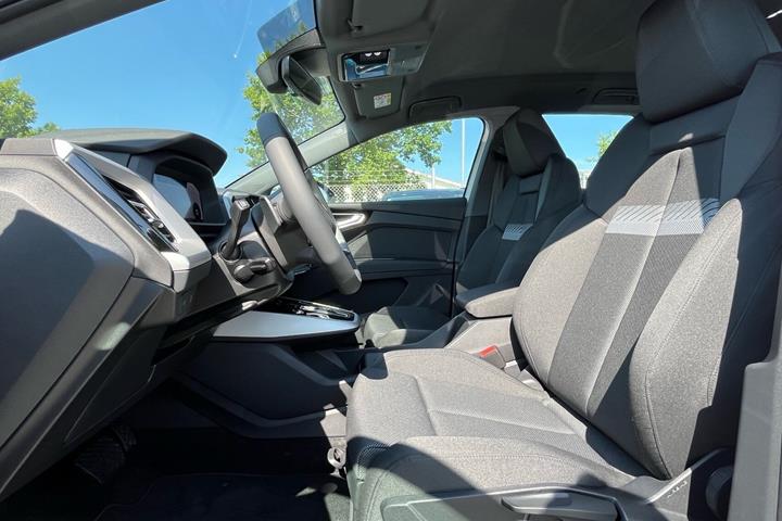 Hvid Audi Q4 fra 2026