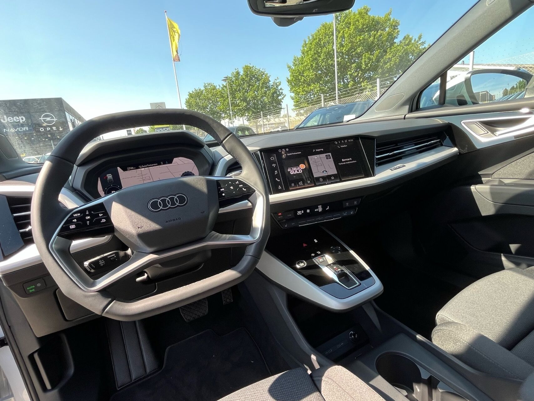 Hvid Audi Q4 fra 2026