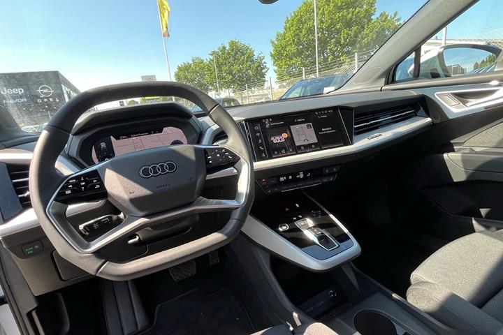 Hvid Audi Q4 fra 2026