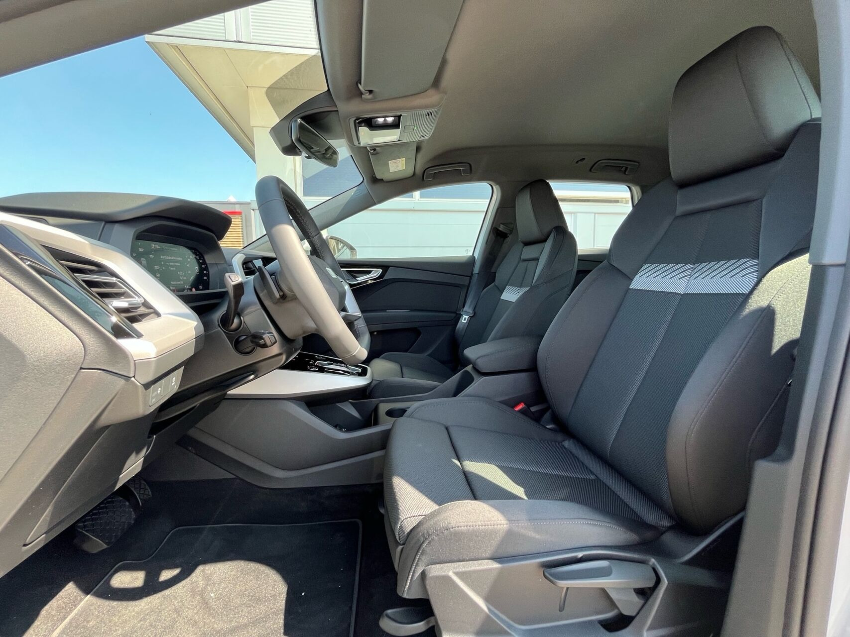 Hvid Audi Q4 fra 2026