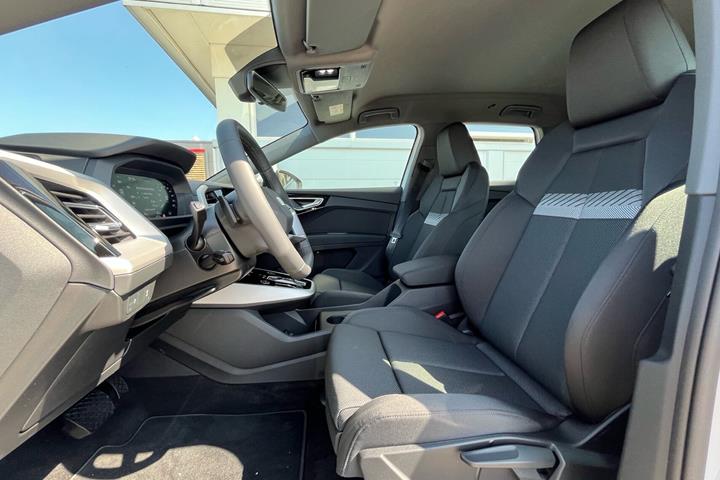 Hvid Audi Q4 fra 2026