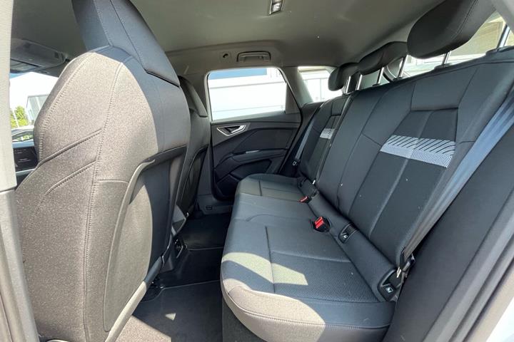 Hvid Audi Q4 fra 2026