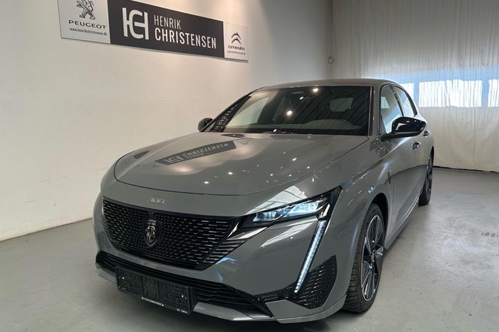 Grå Peugeot E-308 fra 2024 set udefra