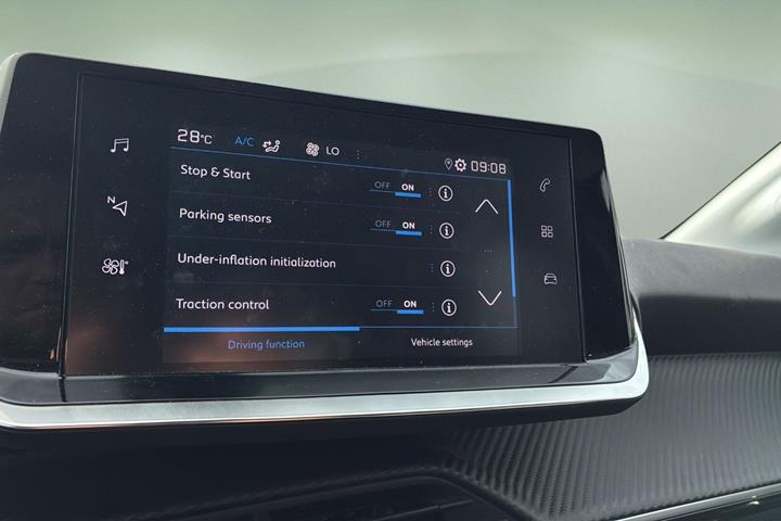 Sort Peugeot 208 fra 2021