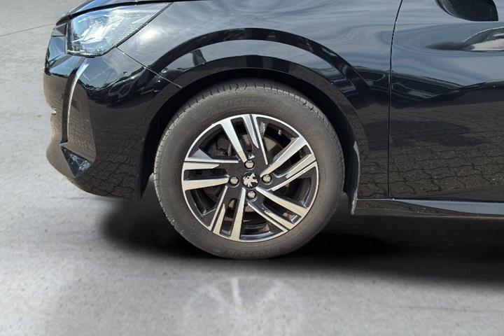 Sort Peugeot 208 fra 2021