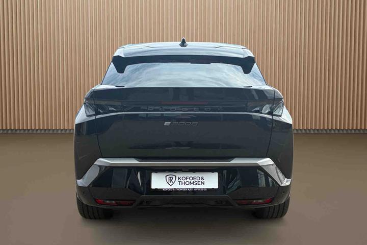 Sort Peugeot e-3008 fra 2025