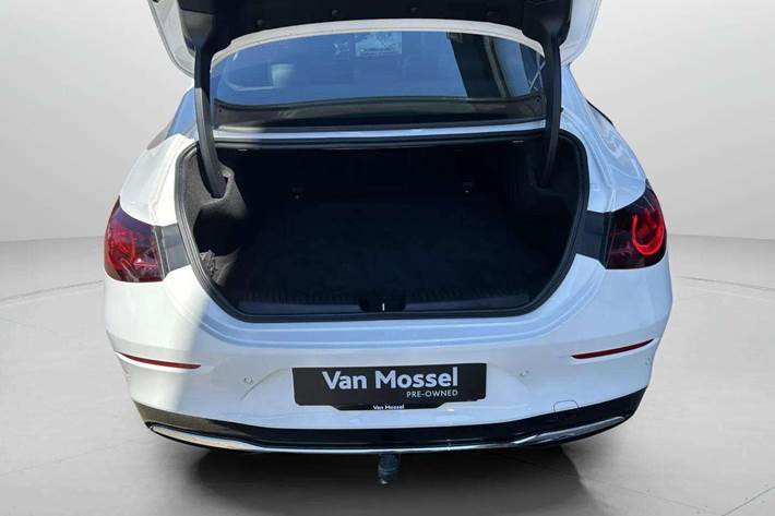 Hvid Mercedes CLA250+ fra 2025