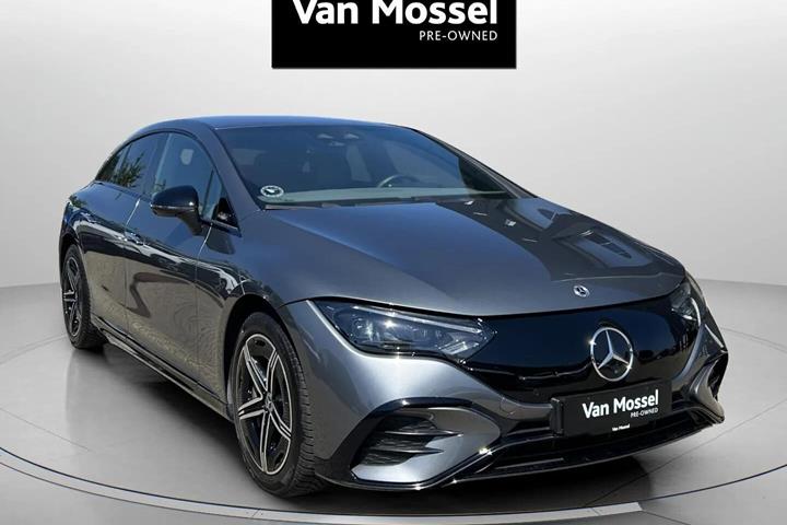 Grå Mercedes EQE 350 fra 2025