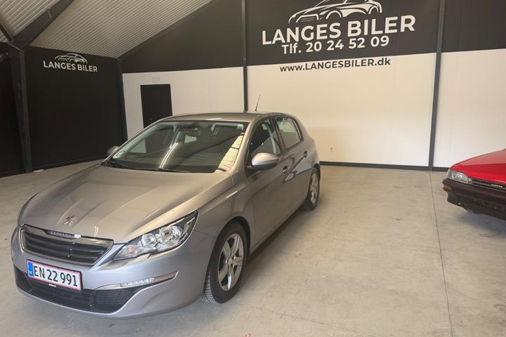 Sølv Peugeot 308 fra 2013