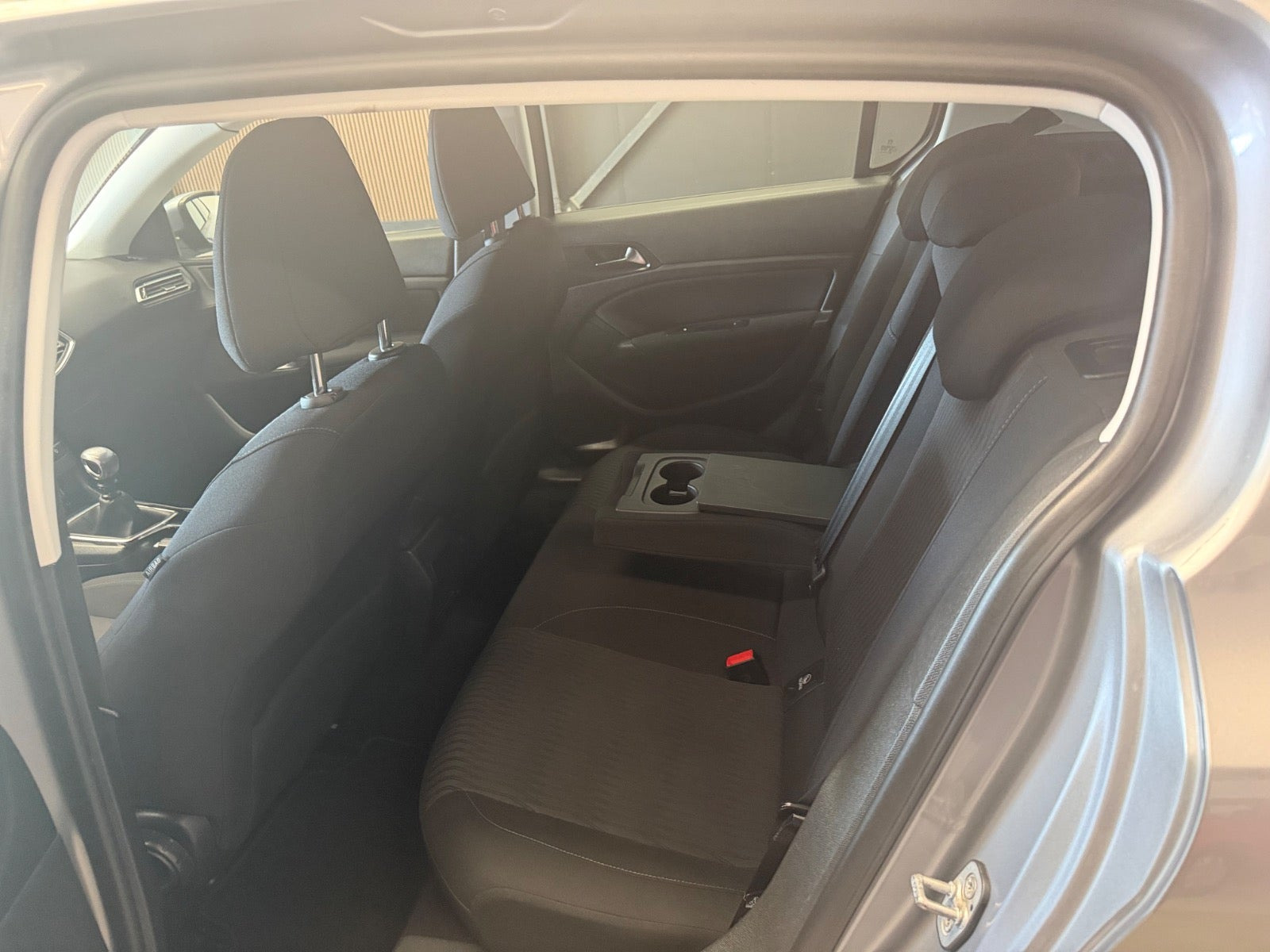 Sølv Peugeot 308 fra 2013