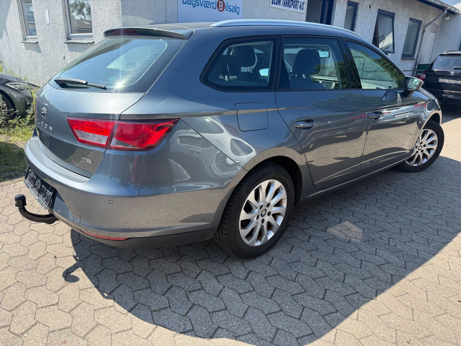 Grå Seat Leon fra 2015