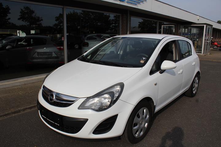 Hvid Opel Corsa fra 2014