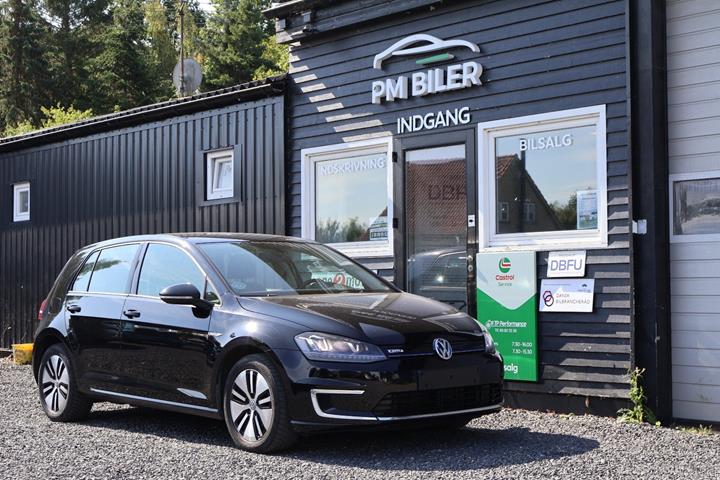 Sort VW e-Golf VII fra 2017