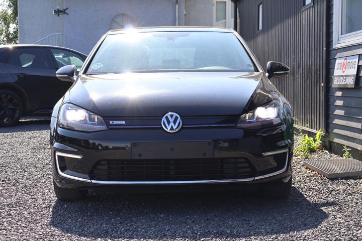 Sort VW e-Golf VII fra 2017