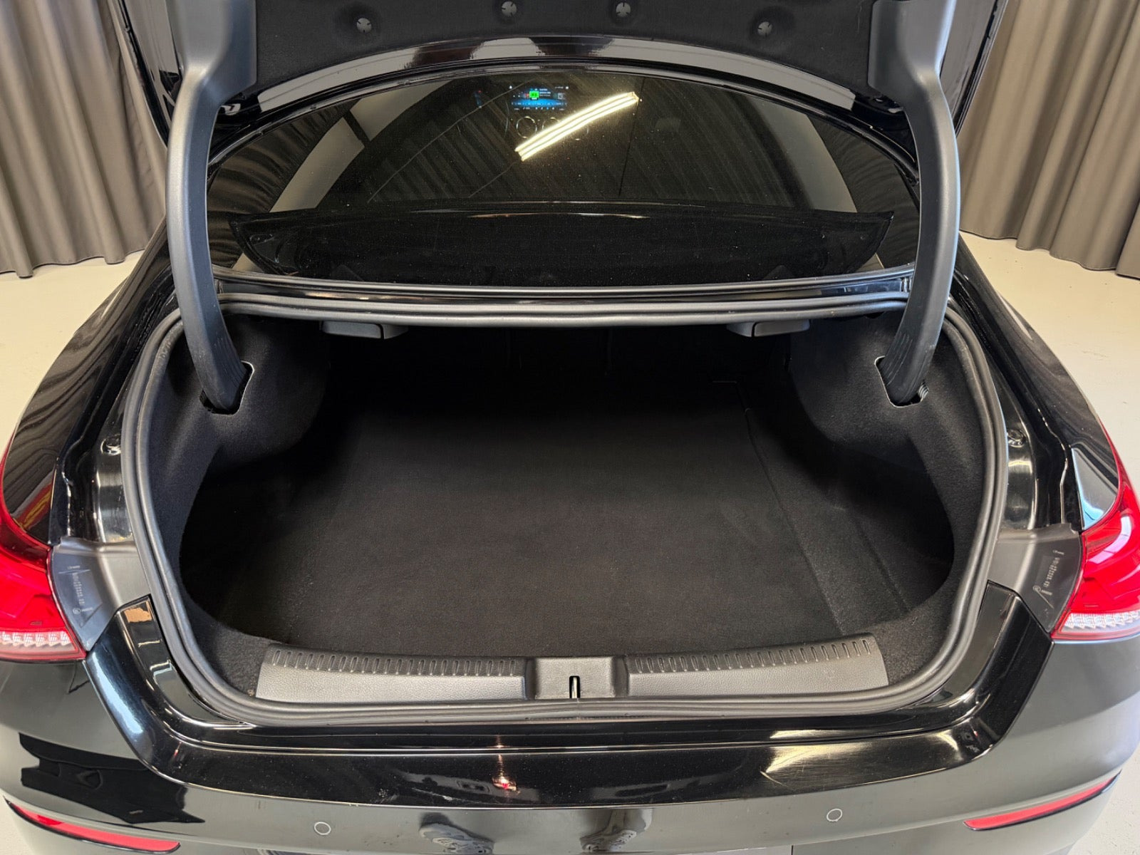 Sort Mercedes CLA200 d fra 2020