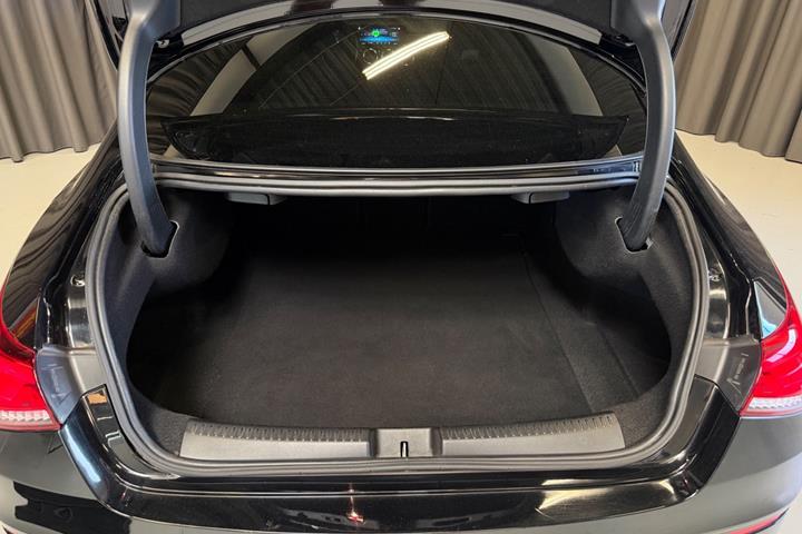 Sort Mercedes CLA200 d fra 2020