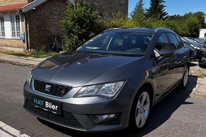 Grå Seat Leon fra 2015