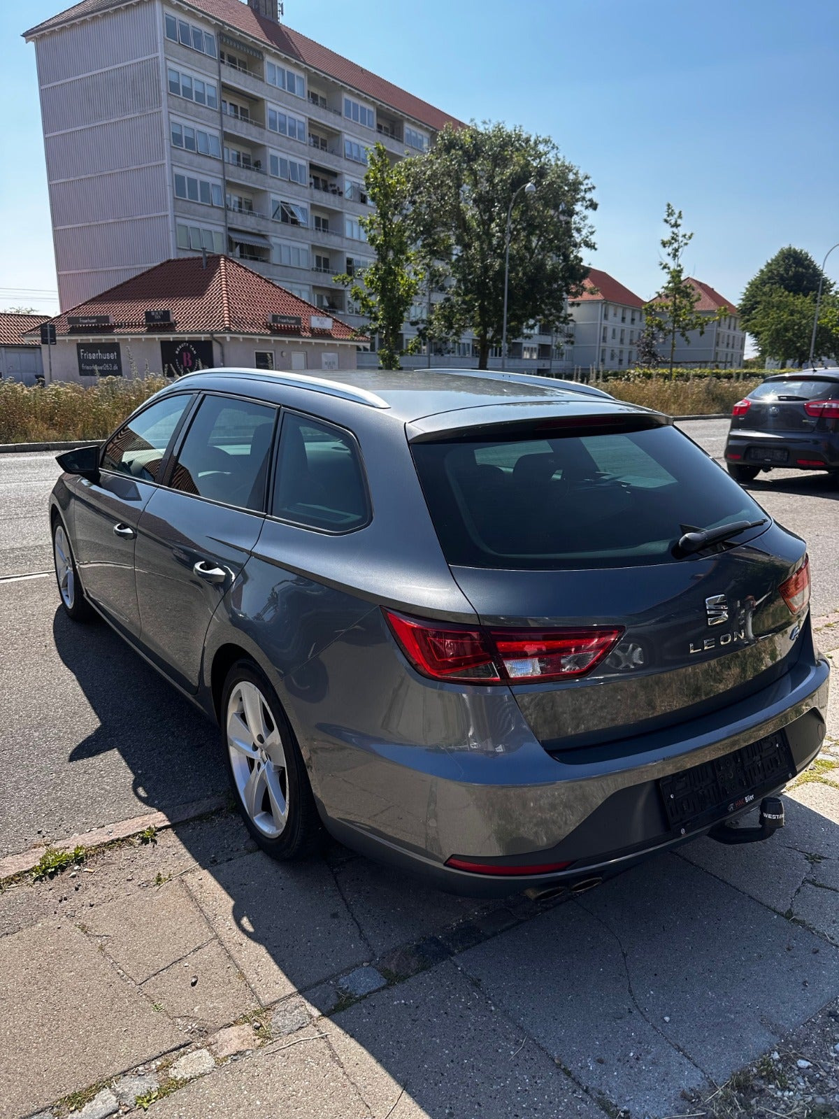 Grå Seat Leon fra 2015