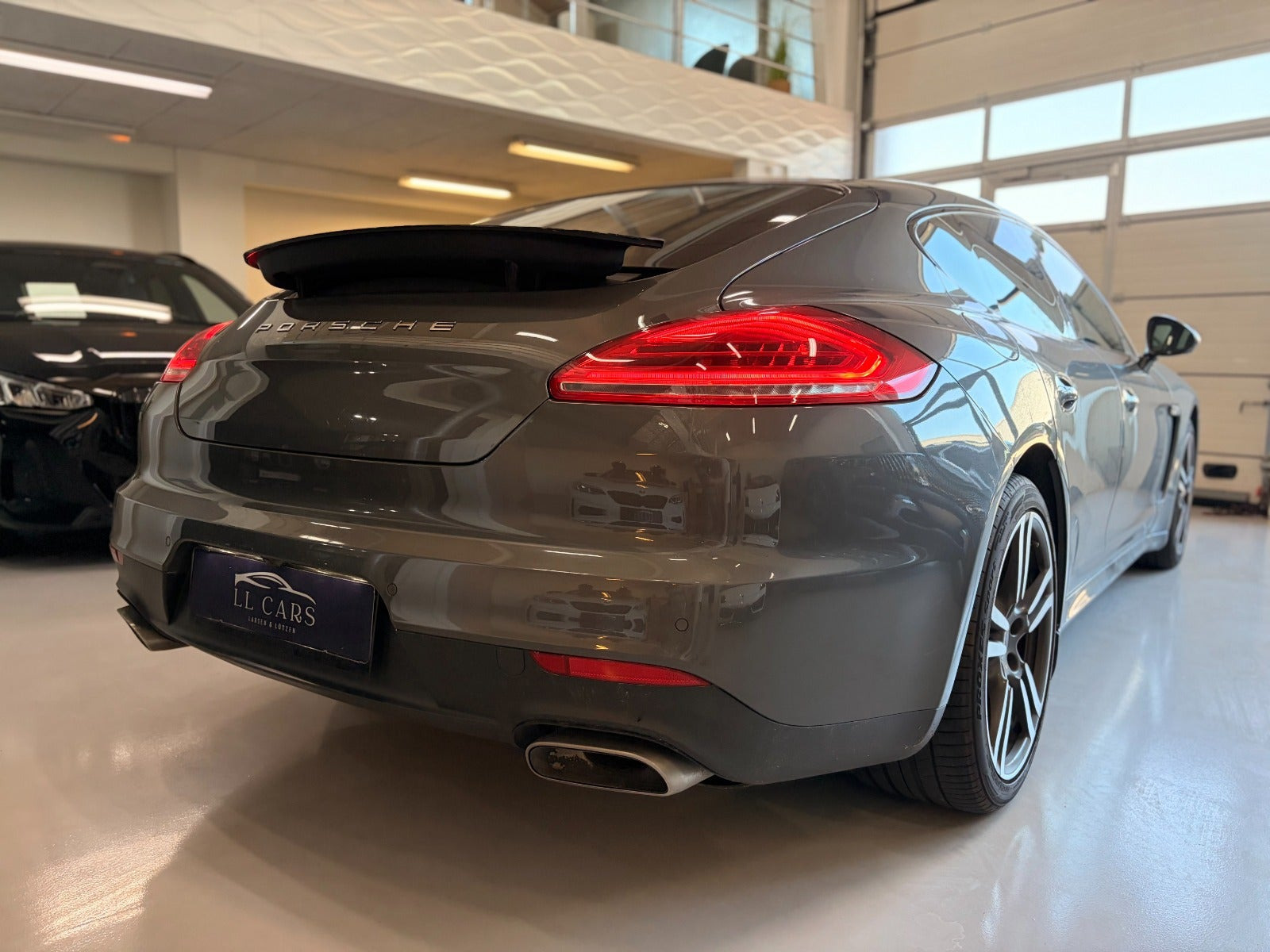 undefined Porsche Panamera fra 2014