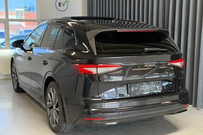 Sort Skoda Enyaq fra 2021